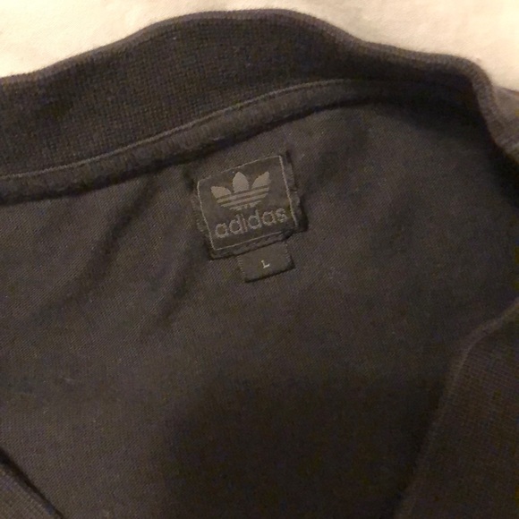 Adidas tee - Picture 3 of 3